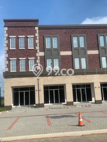 Ruko Disewa di Jakarta Utara dengan LB 202m2 Area Komersial Ramai Ruko Disewa di Jakarta Utara dengan LB 202m2 Area Komersial Ramai