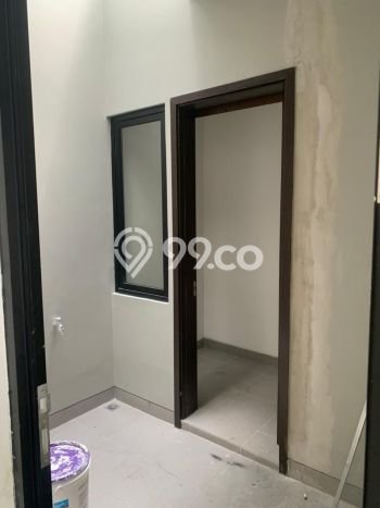 Disewakan! Rumah 3 Kamar Tidur &
2 Kamar Mandi di Pantai Indah Kapuk, Jakarta Utara Disewakan! Rumah 3 Kamar Tidur &
2 Kamar Mandi di Pantai Indah Kapuk, Jakarta Utara