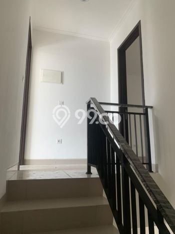 Disewakan! Rumah 3 Kamar Tidur &
2 Kamar Mandi di Pantai Indah Kapuk, Jakarta Utara Disewakan! Rumah 3 Kamar Tidur &
2 Kamar Mandi di Pantai Indah Kapuk, Jakarta Utara