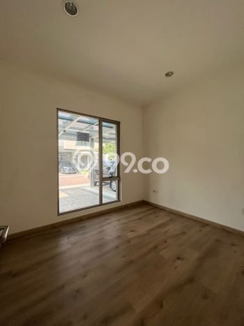 Disewakan! Rumah 3 Kamar Tidur &
3 Kamar Mandi di Pantai Indah Kapuk, Jakarta Utara Disewakan! Rumah 3 Kamar Tidur &
3 Kamar Mandi di Pantai Indah Kapuk, Jakarta Utara