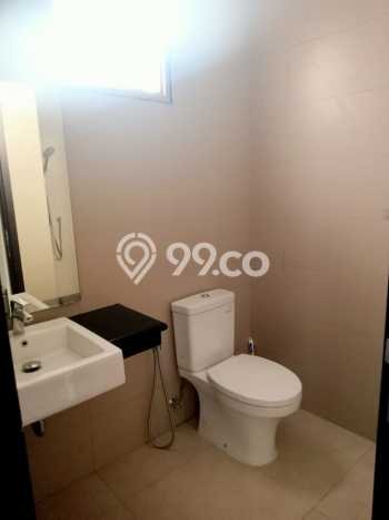 Disewakan! Rumah 3 Kamar Tidur &
3 Kamar Mandi di Pantai Indah Kapuk, Jakarta Utara Disewakan! Rumah 3 Kamar Tidur &
3 Kamar Mandi di Pantai Indah Kapuk, Jakarta Utara