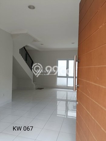 Rumah Minimalis 3 KT di Kota Wisata Jakarta Timur Unfurnished Rumah Minimalis 3 KT di Kota Wisata Jakarta Timur Unfurnished