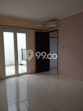 Dijual Hunian Rumah Terawat 4 KT di Legenda Wisata, Jakarta Timur Dijual Hunian Rumah Terawat 4 KT di Legenda Wisata, Jakarta Timur