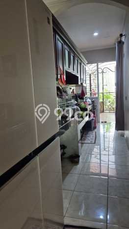 Rumah Modern 5 KT LT 180m2 di Legenda Wisata Rumah Modern 5 KT LT 180m2 di Legenda Wisata