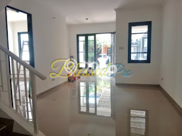 For Sale Hunian Rumah Terawat 3 Kamar di Legenda Wisata, Bogor For Sale Hunian Rumah Terawat 3 Kamar di Legenda Wisata, Bogor
