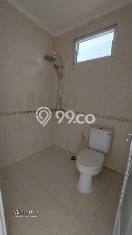 Dijual Rumah Modern 5 KT di Kota Wisata, Jakarta Timur Dijual Rumah Modern 5 KT di Kota Wisata, Jakarta Timur