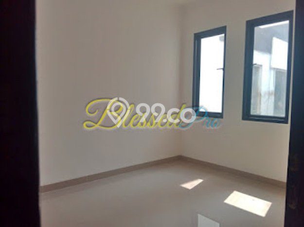 For Sale Hunian Rumah Terawat 3 Kamar di Legenda Wisata, Bogor For Sale Hunian Rumah Terawat 3 Kamar di Legenda Wisata, Bogor