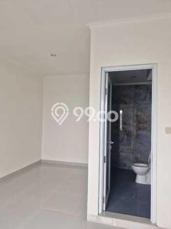 Jual Rumah Eksklusif 3 KT di Kota Wisata, Jakarta Timur Jual Rumah Eksklusif 3 KT di Kota Wisata, Jakarta Timur
