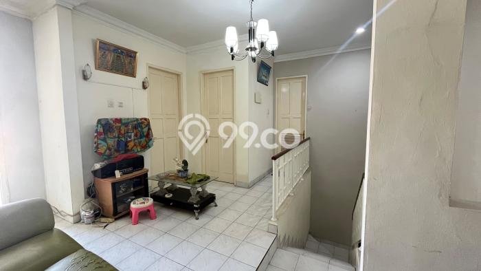 Dijual Hunian Rumah Nyaman 4 KT di Legenda Wisata, Jakarta Timur Dijual Hunian Rumah Nyaman 4 KT di Legenda Wisata, Jakarta Timur
