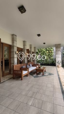Jual Rumah Luas Megah Dengan View Cantik di Kemang, Jakarta Selatan Jual Rumah Luas Megah Dengan View Cantik di Kemang, Jakarta Selatan
