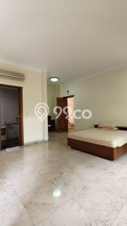 Jual Rumah Luas Megah Dengan View Cantik di Kemang, Jakarta Selatan Jual Rumah Luas Megah Dengan View Cantik di Kemang, Jakarta Selatan