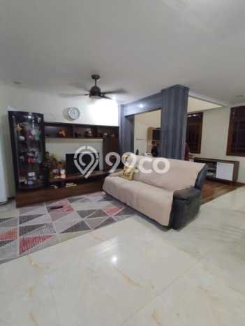 For Sale! Premium House LT 126m2 Desain Elegan di Pejompongan For Sale! Premium House LT 126m2 Desain Elegan di Pejompongan
