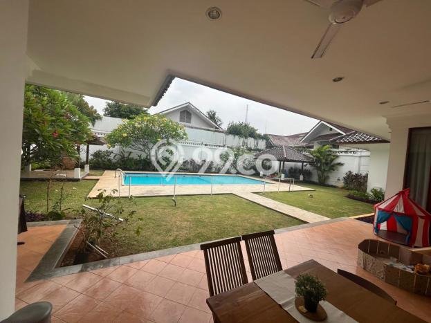 Dijual Rumah Mewah Elegan Dengan View Cantik di Pejaten, Jakarta Selatan Dijual Rumah Mewah Elegan Dengan View Cantik di Pejaten, Jakarta Selatan