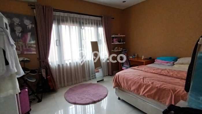 Hunian Mewah LB 568m2 Siap Huni Desain Elegan di Sektor 1 - Bintaro, Jakarta Selatan Hunian Mewah LB 568m2 Siap Huni Desain Elegan di Sektor 1 - Bintaro, Jakarta Selatan