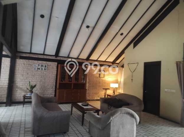 Hunian Mewah LB 180m2 Siap Pakai Desain Elegan di Bintaro, Jakarta Selatan Hunian Mewah LB 180m2 Siap Pakai Desain Elegan di Bintaro, Jakarta Selatan