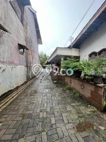 Rumah Elit Modern Siap Huni di Cirendeu Jakarta Selatan Rumah Elit Modern Siap Huni di Cirendeu Jakarta Selatan