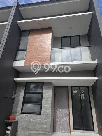 Dijual Cepat Rumah Bagus Siap Huni LB 180m2 di Rungkut, Surabaya Dijual Cepat Rumah Bagus Siap Huni LB 180m2 di Rungkut, Surabaya