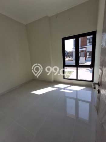 Rumah Modern 3 KT di Medokan Ayu Surabaya Unfurnished Rumah Modern 3 KT di Medokan Ayu Surabaya Unfurnished