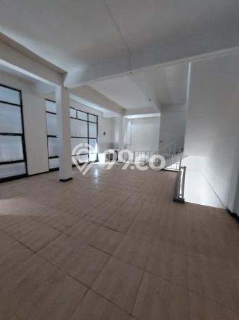 FOR SALE! Ruko di Rungkut Surabaya, LT 119m2, LB 317m2 FOR SALE! Ruko di Rungkut Surabaya, LT 119m2, LB 317m2
