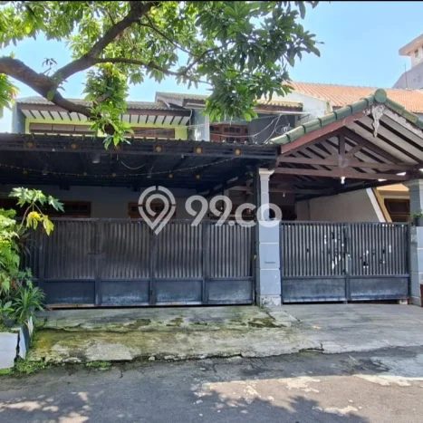 Dijual Rumah 7 Kamar Lokasi Strategis Nyaman dan Strategis di Rungkut Dijual Rumah 7 Kamar Lokasi Strategis Nyaman dan Strategis di Rungkut