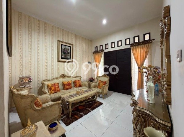 Siap Huni Rumah Mewah 4 Kamar di Gayungan Dekat ke Mana Saja Siap Huni Rumah Mewah 4 Kamar di Gayungan Dekat ke Mana Saja