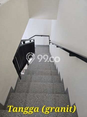 Rumah Elit LB 260m2 Siap Pakai Desain Elegan di Panjang Jiwo, Surabaya Rumah Elit LB 260m2 Siap Pakai Desain Elegan di Panjang Jiwo, Surabaya