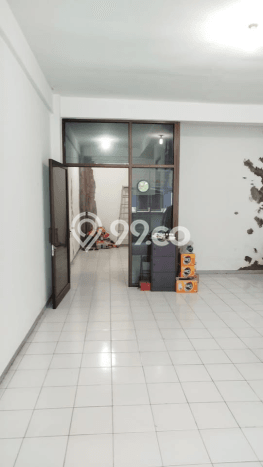 Ruko Dijual di Surabaya LT 60m2 & LB 150m2 Lokasi Terbaik! Ruko Dijual di Surabaya LT 60m2 & LB 150m2 Lokasi Terbaik!