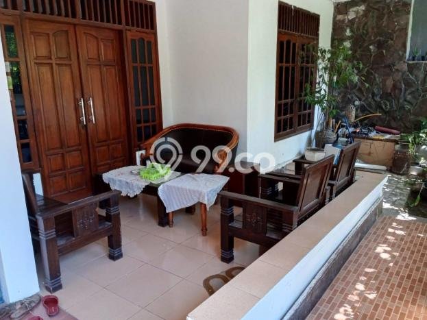 Rumah Modern Cantik 4 KT Bisa Langsung Pindah di Rungkut Rumah Modern Cantik 4 KT Bisa Langsung Pindah di Rungkut