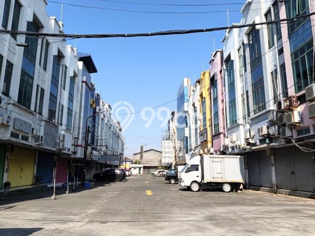 Unit Ruko Tersedia di Mataram Spesifikasi LB 268m2 Unit Ruko Tersedia di Mataram Spesifikasi LB 268m2