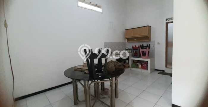 Disewakan! Rumah 3 Kamar Tidur &
2 Kamar Mandi di Puri Anjasmoro, Semarang Disewakan! Rumah 3 Kamar Tidur &
2 Kamar Mandi di Puri Anjasmoro, Semarang
