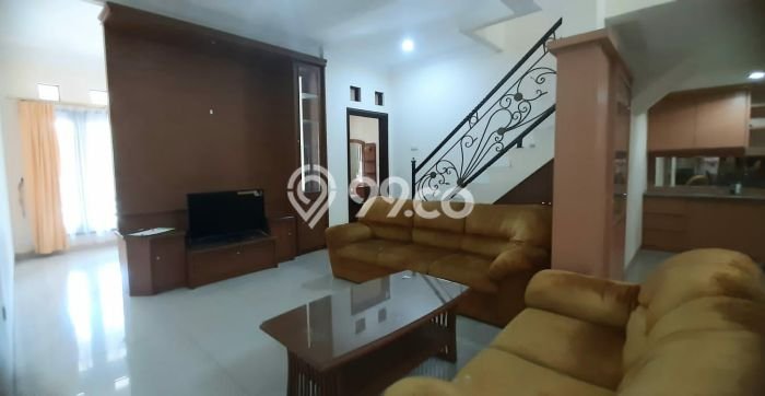 Rumah Disewakan Semarang LT 200m2 LB 300m2 Area Candi Golf Rumah Disewakan Semarang LT 200m2 LB 300m2 Area Candi Golf