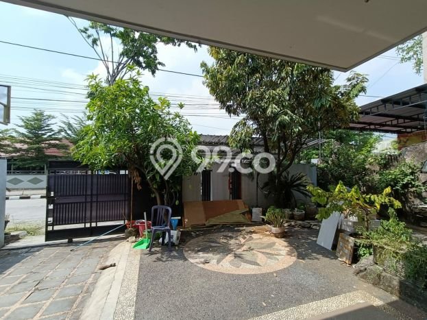 For Sale! Luxury House LT 250m2 Desain Modern di Tlogosari For Sale! Luxury House LT 250m2 Desain Modern di Tlogosari