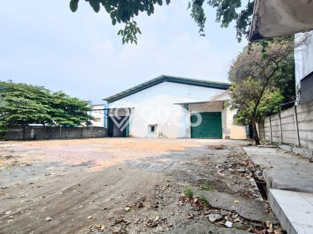 AREA KOMERSIAL! Gudang For Rent di Semarang Barat, Luas 2100m², Akses Strategis, Ready Operasi AREA KOMERSIAL! Gudang For Rent di Semarang Barat, Luas 2100m², Akses Strategis, Ready Operasi