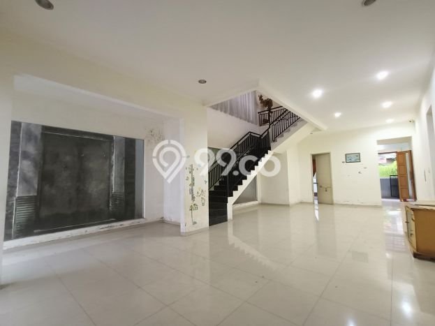 UNIT TERBATAS! Rumah area Puri Anjasmoro, 4 KM, Luas 338m² LB 550m² UNIT TERBATAS! Rumah area Puri Anjasmoro, 4 KM, Luas 338m² LB 550m²