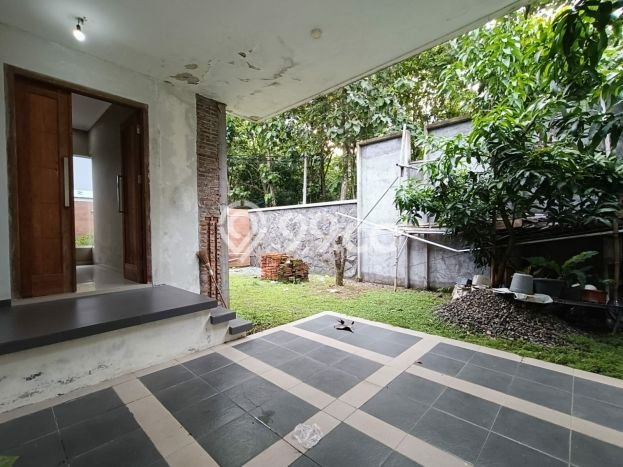 Dijual Cepat Rumah Favorit Siap Huni LB 120m2 di Ngaliyan, Semarang Dijual Cepat Rumah Favorit Siap Huni LB 120m2 di Ngaliyan, Semarang
