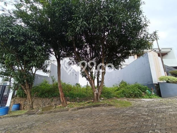 Tanah Kosong Dijual di Semarang dengan Area 596m2 Tanah Kosong Dijual di Semarang dengan Area 596m2