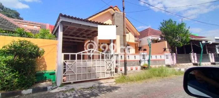 Dijual Cepat Rumah Bagus Siap Huni LB 197m2 di Tembalang, Semarang Dijual Cepat Rumah Bagus Siap Huni LB 197m2 di Tembalang, Semarang