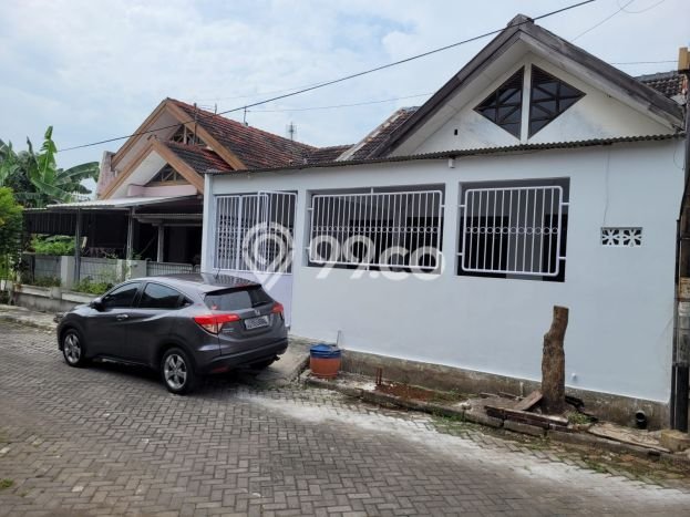 Dijual Rumah 3 Kamar Lokasi Strategis Bagus dan Strategis di Pedurungan Dijual Rumah 3 Kamar Lokasi Strategis Bagus dan Strategis di Pedurungan