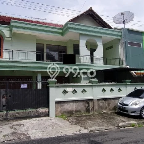 Rumah Elit Modern Tanpa Renovasi di Wonodri Semarang Rumah Elit Modern Tanpa Renovasi di Wonodri Semarang