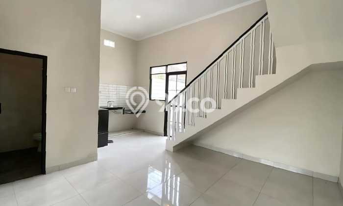 Jual Rumah Favorit Siap Huni LB 180m2 di Pedurungan, Semarang Jual Rumah Favorit Siap Huni LB 180m2 di Pedurungan, Semarang