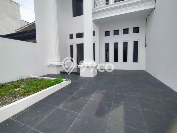 For Sale Rumah 4 Kamar Lokasi Strategis Bagus dan Strategis di Pedurungan For Sale Rumah 4 Kamar Lokasi Strategis Bagus dan Strategis di Pedurungan
