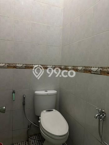 Rumah Strategis di Pedurungan, 4 KT, Lingkungan Nyaman, Luas 160m² Bangunan 194m² Rumah Strategis di Pedurungan, 4 KT, Lingkungan Nyaman, Luas 160m² Bangunan 194m²