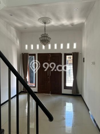 Rumah Strategis di Pedurungan, 4 KT, Lingkungan Nyaman, Luas 160m² Bangunan 194m² Rumah Strategis di Pedurungan, 4 KT, Lingkungan Nyaman, Luas 160m² Bangunan 194m²