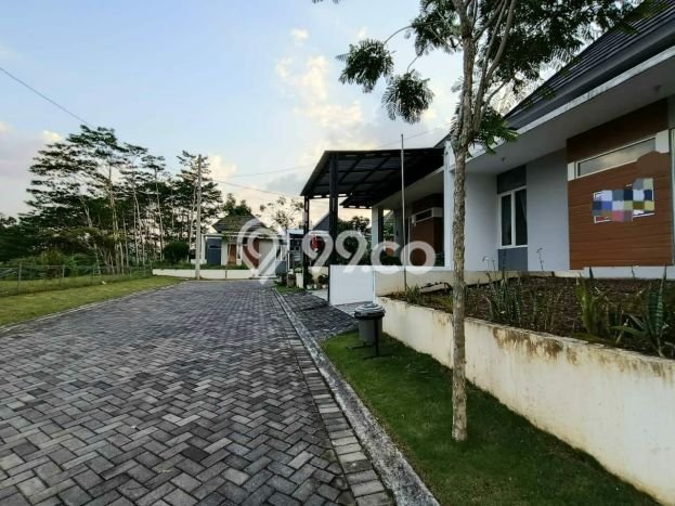 Rumah Modern Cantik 2 Kamar Siap Huni di Mijen Rumah Modern Cantik 2 Kamar Siap Huni di Mijen