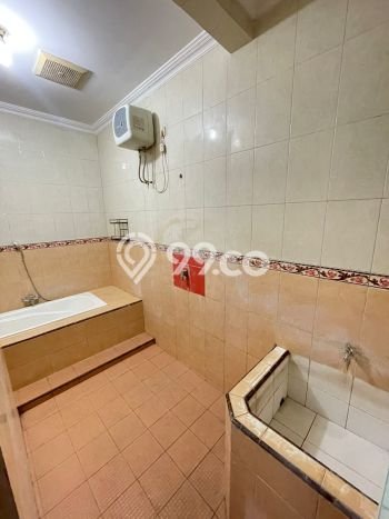 Hunian Cantik Modern Lb 250m2 di Tembalang, Semarang Hunian Cantik Modern Lb 250m2 di Tembalang, Semarang