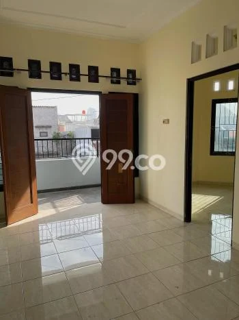 Rumah di Banyumanik, Akses ke Fasilitas, LT 200m2m² Rumah di Banyumanik, Akses ke Fasilitas, LT 200m2m²