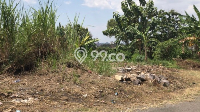 Tanah Dijual Area Strategis di Manyaran Semarang 450m2 Tanah Dijual Area Strategis di Manyaran Semarang 450m2