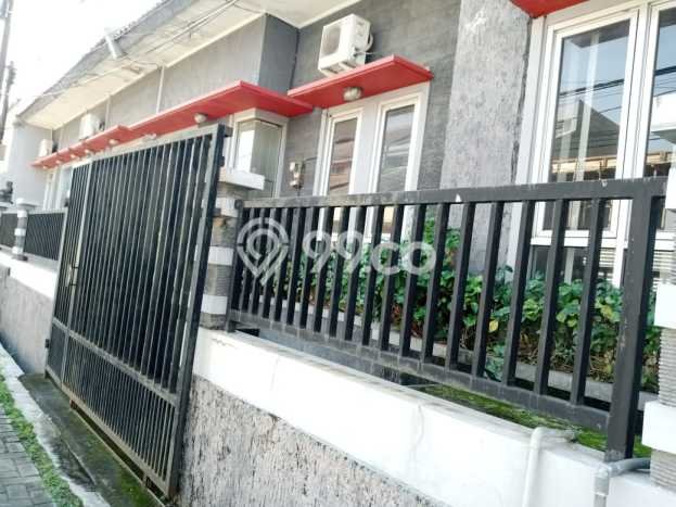 Rumah Minimalis 3 KT LT 300m2 di Tanah Mas Rumah Minimalis 3 KT LT 300m2 di Tanah Mas