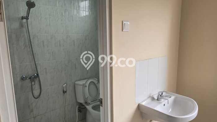 Disewakan Ruko di Kawasan Ramai Jatingaleh Luas 180m2 Disewakan Ruko di Kawasan Ramai Jatingaleh Luas 180m2