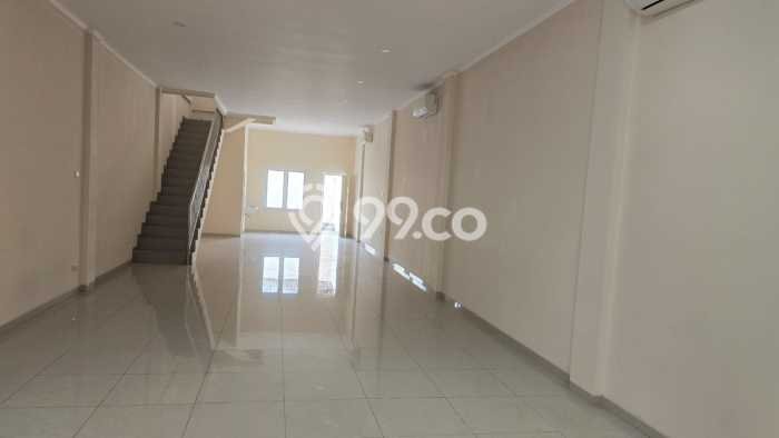 Disewakan Ruko di Kawasan Ramai Jatingaleh Luas 180m2 Disewakan Ruko di Kawasan Ramai Jatingaleh Luas 180m2